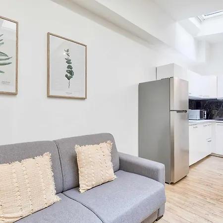Experience Urban Life In The 10th Arrondissement Apartmán Paříž